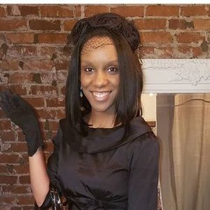 Black Vintage Hat w/Veil